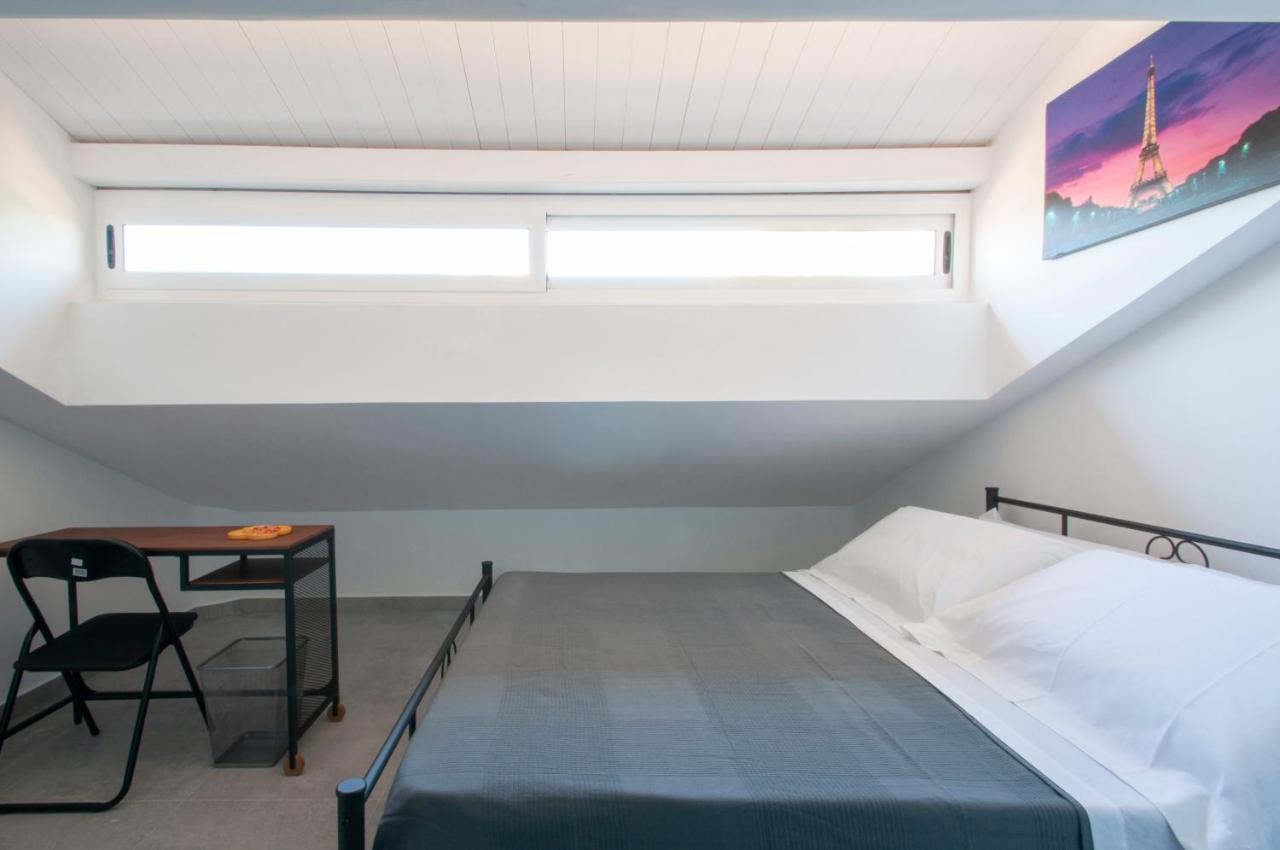 B&B Vittoria House คาร์เลนตินี ภายนอก รูปภาพ