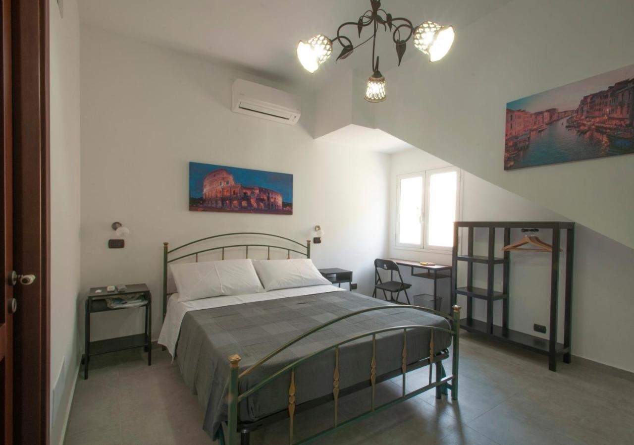 B&B Vittoria House คาร์เลนตินี ภายนอก รูปภาพ