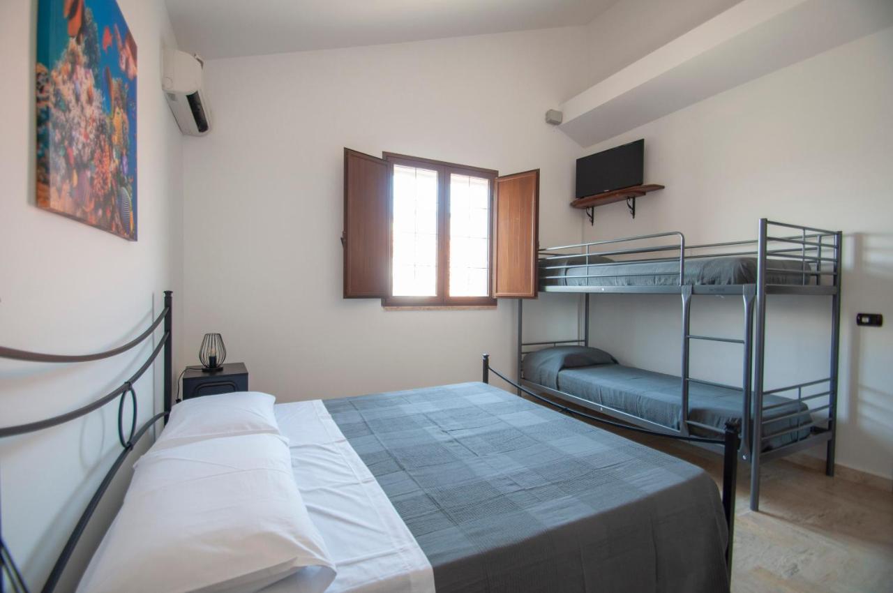 B&B Vittoria House คาร์เลนตินี ภายนอก รูปภาพ