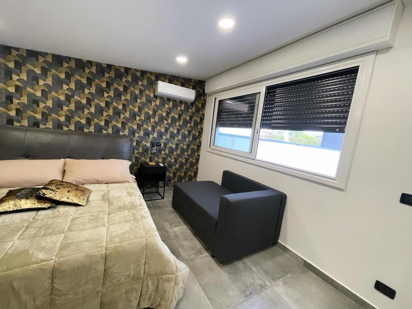 B&B Vittoria House คาร์เลนตินี ภายนอก รูปภาพ