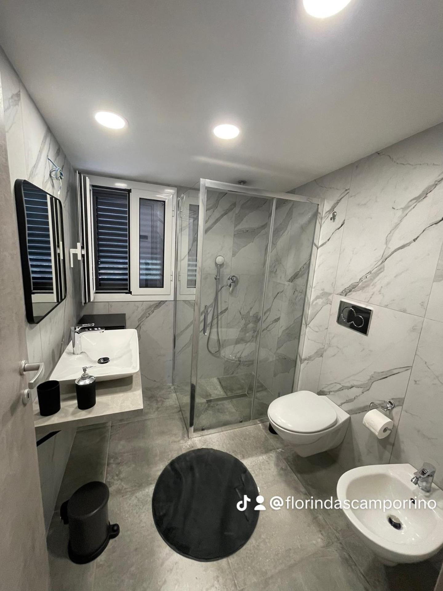 B&B Vittoria House คาร์เลนตินี ภายนอก รูปภาพ